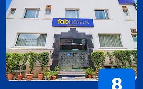 Fabhotel Marble Arch Karol Bagh